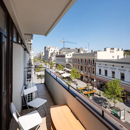 Apartment Apartament Z Hejnalem W Sercu Piotrkowskiej *